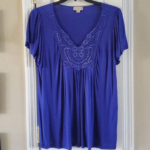 live and let live Tops - Live and Let Live Top - Size 1X